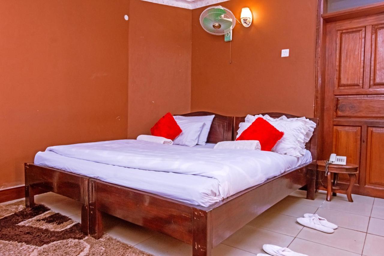 Royal Lake View Gardens Kampala Kültér fotó