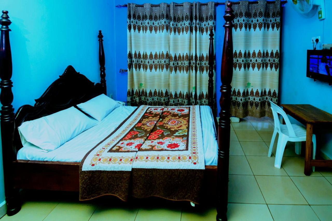 Royal Lake View Gardens Kampala Kültér fotó