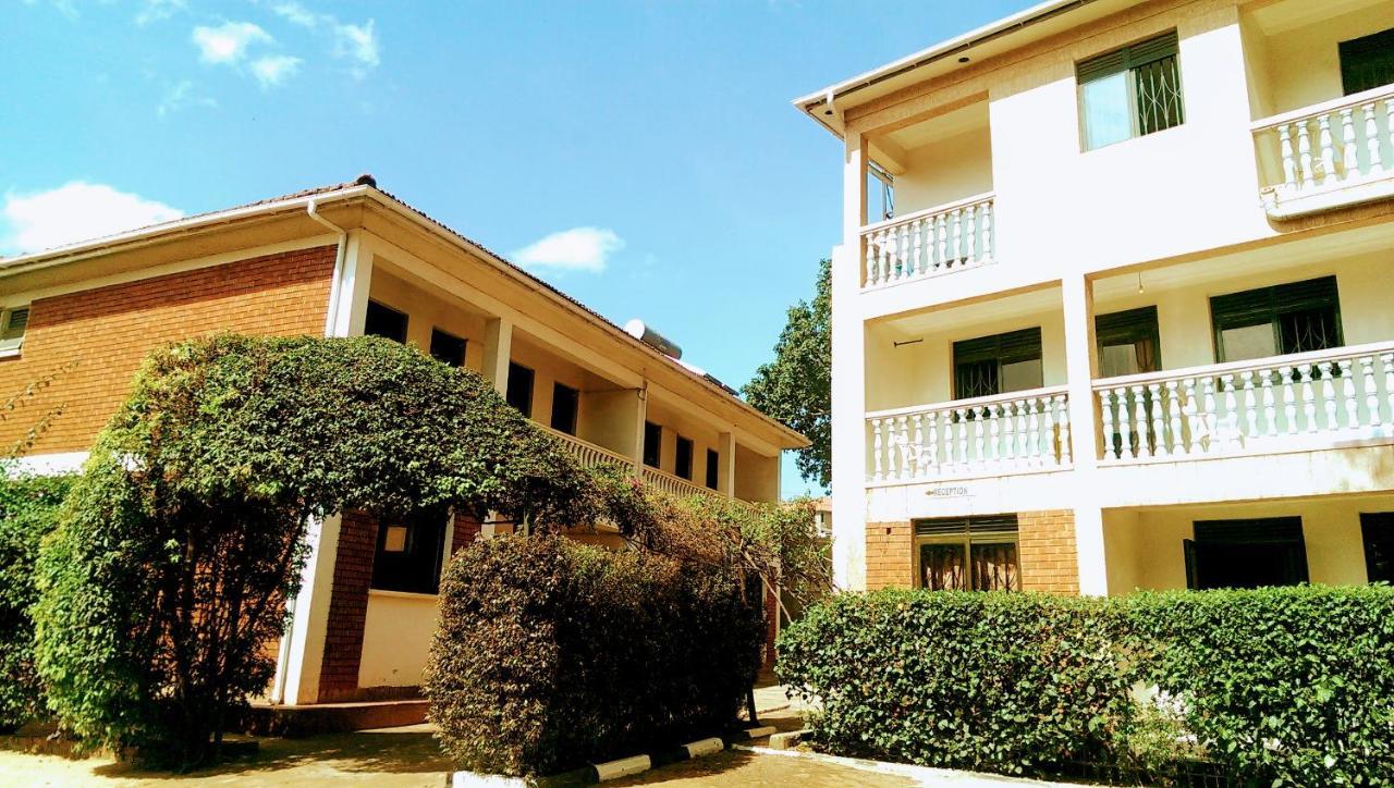 Royal Lake View Gardens Kampala Kültér fotó